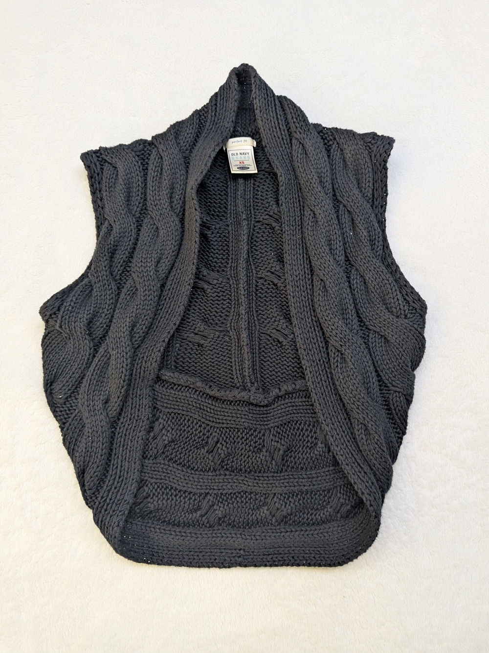 Old Navy Dark Black Chunky Cable‑Knit Sleeveless Sweater Vest Bolero Shrug
